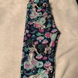 LuLaRoe Bottoms - Disney jasmine leggings LuLaRoe Bottoms - Disney jasmine leggings